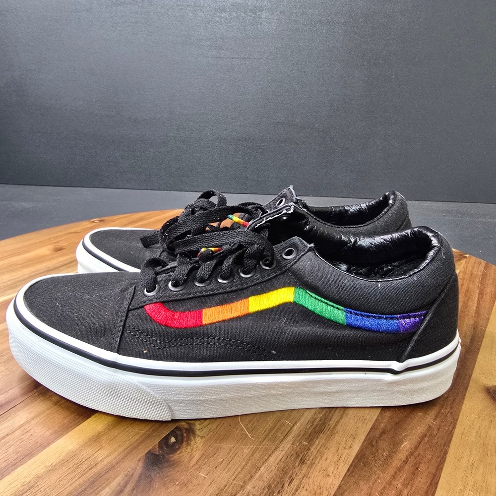 Vans Old Skool Pride Sneakers Mens 7 Womens 8.5 Black Rainbow Skater LGBTQ+ Bold